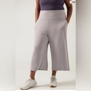 Athleta seasons wide crop pants light grey 1x relaxed casual pants